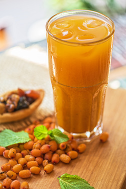 無(wú)酒精即飲型飲料 引領(lǐng)健康生活新風(fēng)尚